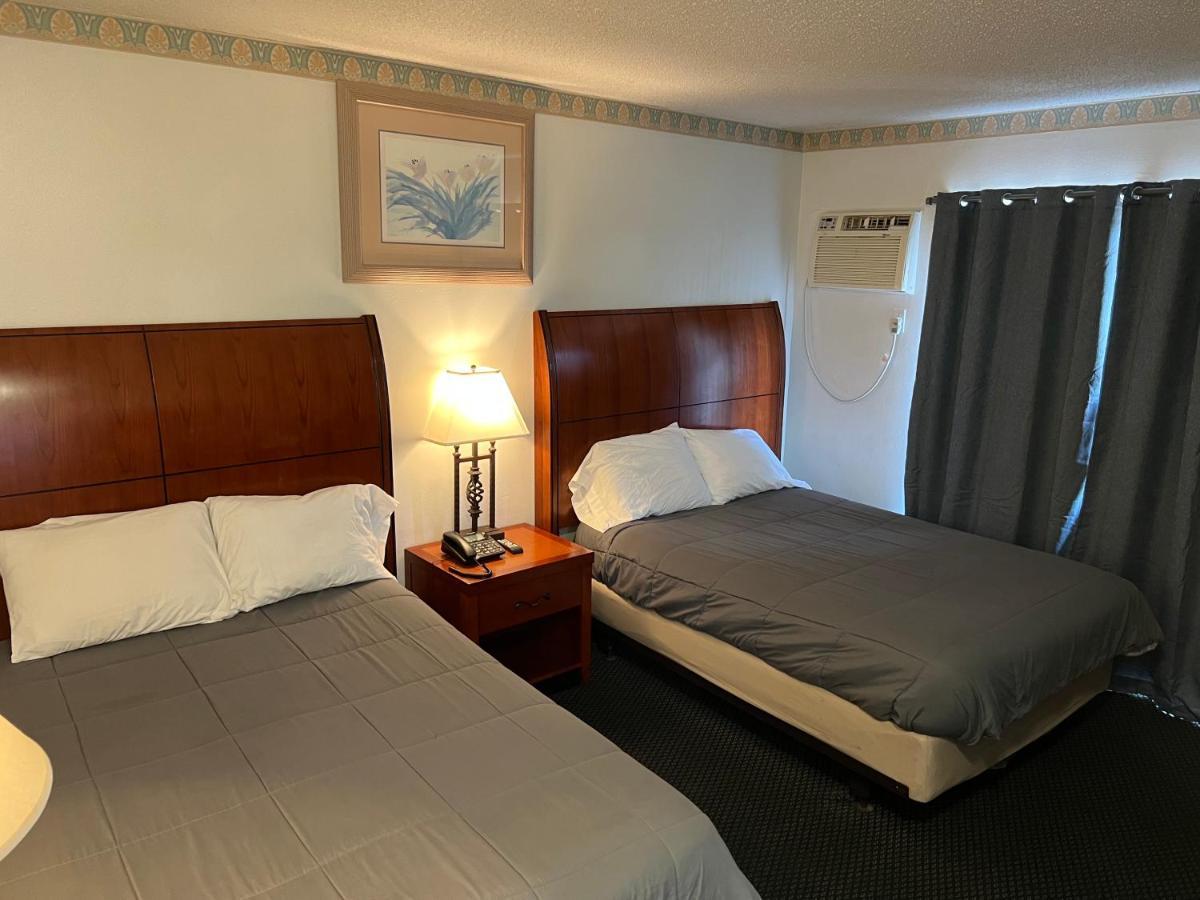 American Inn - Перріс Екстер'єр фото