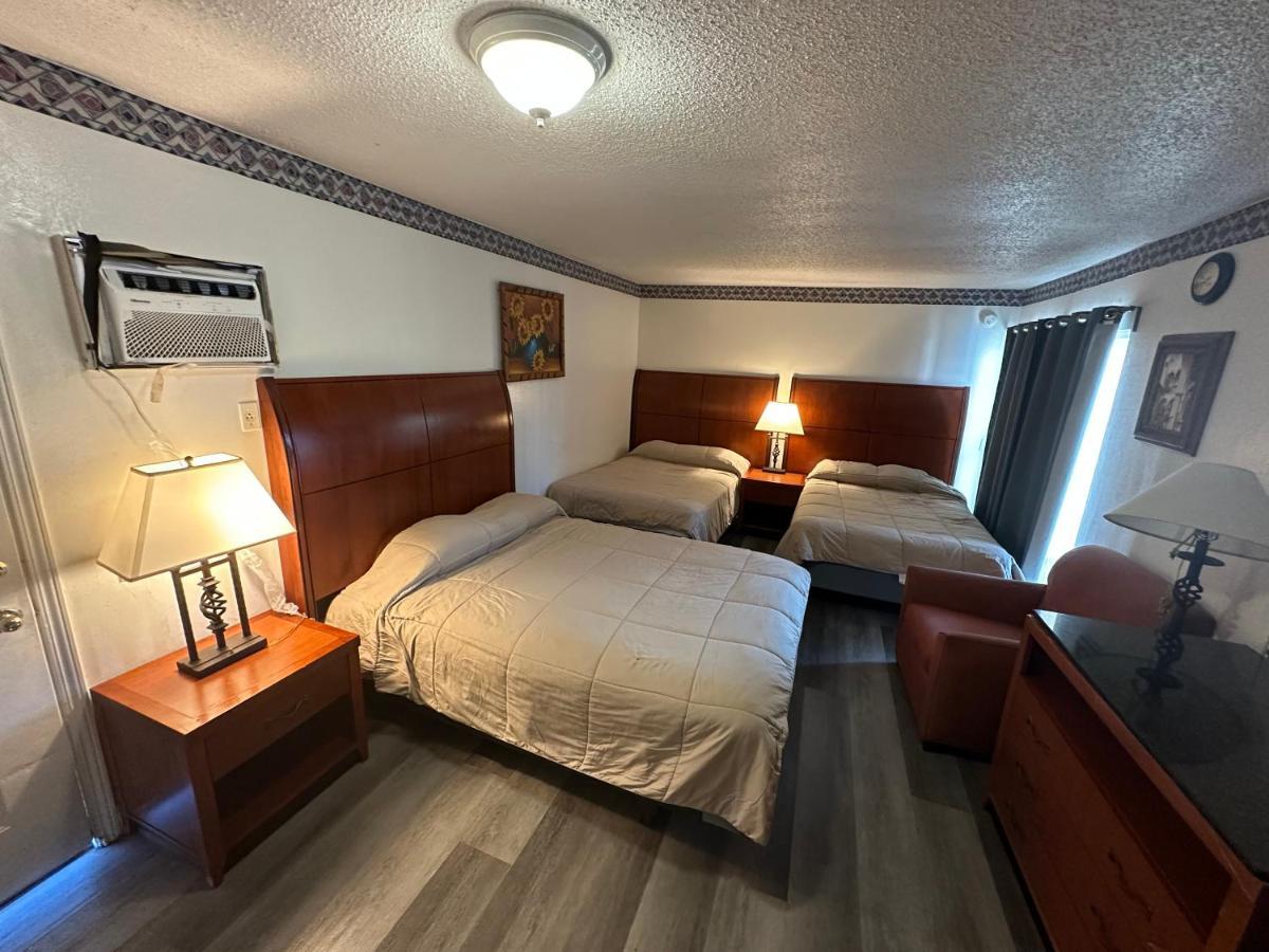 American Inn - Перріс Екстер'єр фото